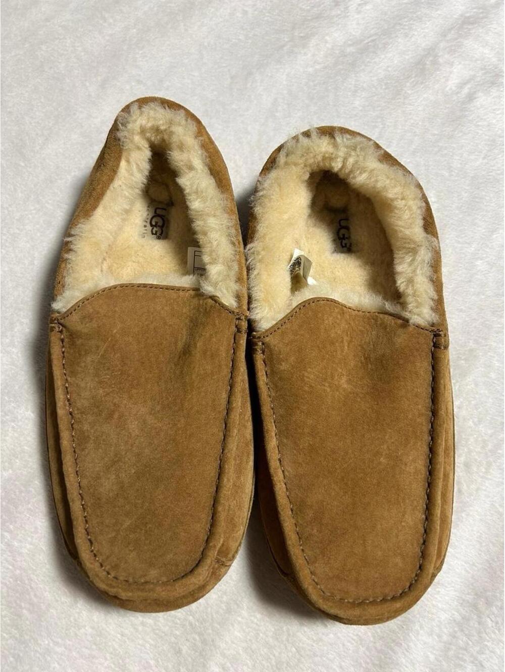 UGG Australia Ascot Chestnut Suede Sheepskin Moccasin Slippers Men’s Size 10